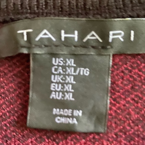 Tahari Pullover Women’s Sweater NWT - Picture 3 of 4